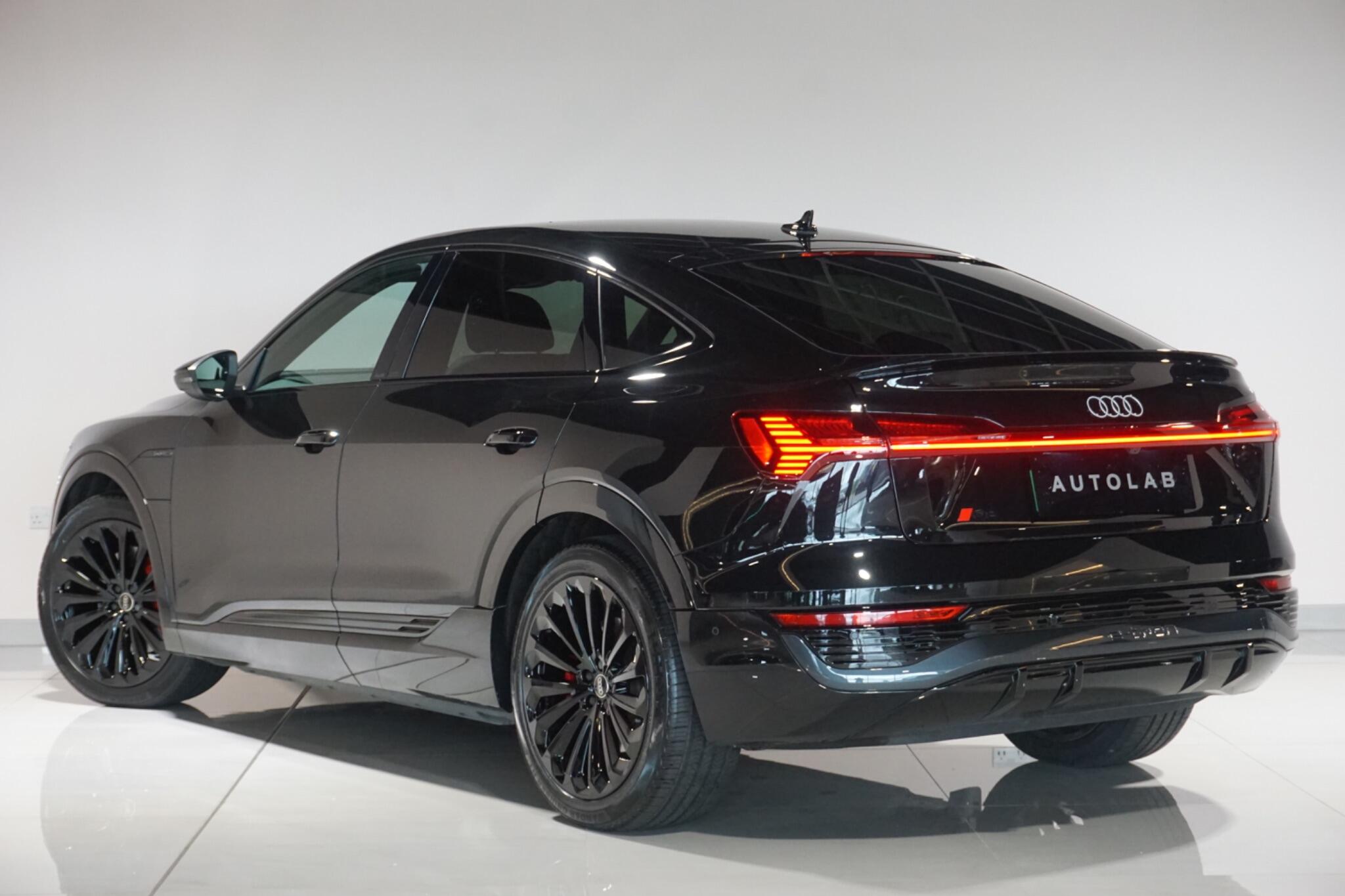 Audi Q8 e-tron 50 S line Sportback 5dr Electric Auto quattro 95kWh (11kW Charger) (340 ps)